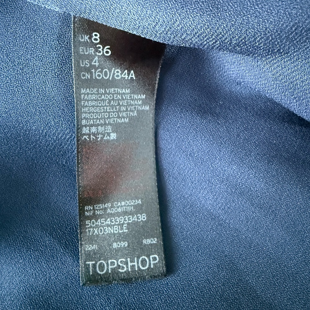 TOPSHOP Crinkle Velvet Jacket - Picture 13 of 13